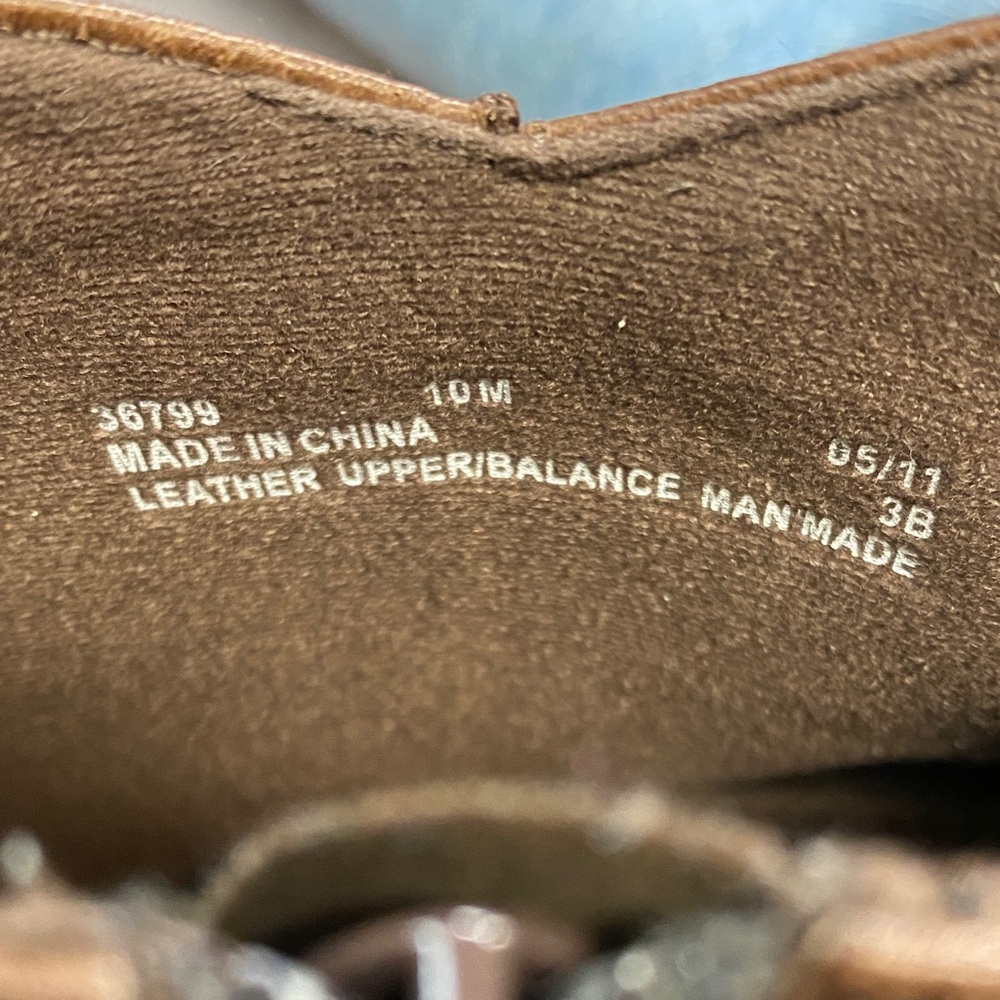 Clarks Bendable’s Brown Leather Booties size 10 - Picture 7 of 8